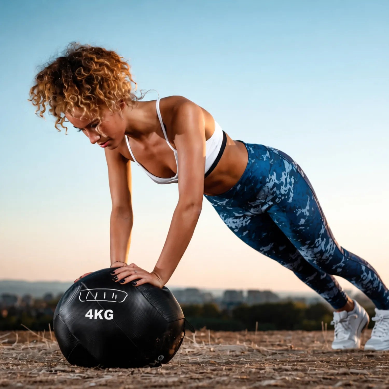 Wall_Ball_6kg_para_Treino_Funcional_Cross_e_Musculacao_endurafit_5