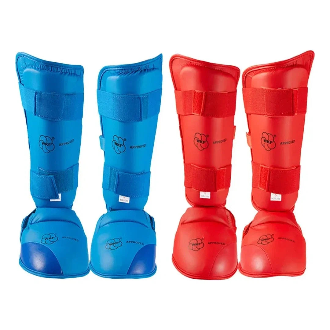 Caneleira com Protetor de Pé Endurafit nas cores azul e vermelho sobre fundo branco