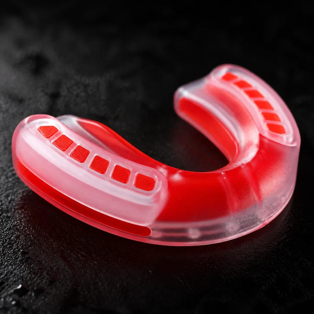 Detalhe do Protetor Bucal Esportivo Endurafit vermelho com canais laterais de respiro